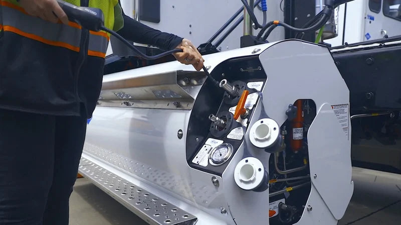 300-Level Hydrogen Qualified Cylinder Inspector Training We Travel to You